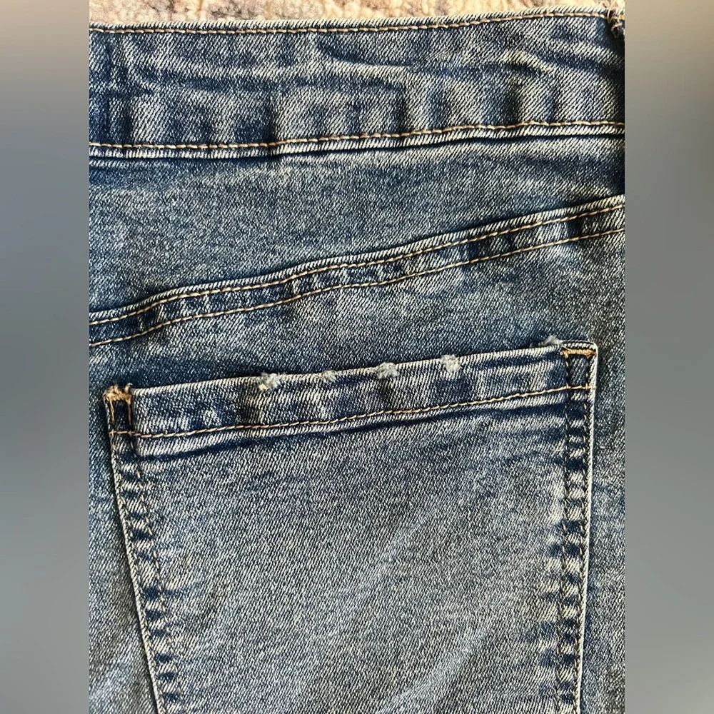 Indigo Rising Dark Wash‎ Denim Skirt with Contrast Stitching